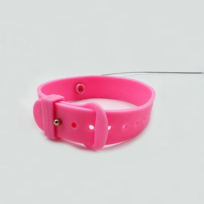 Why Your Cat Needs the Adjustable Silicone Pet Teaser Collar Wand